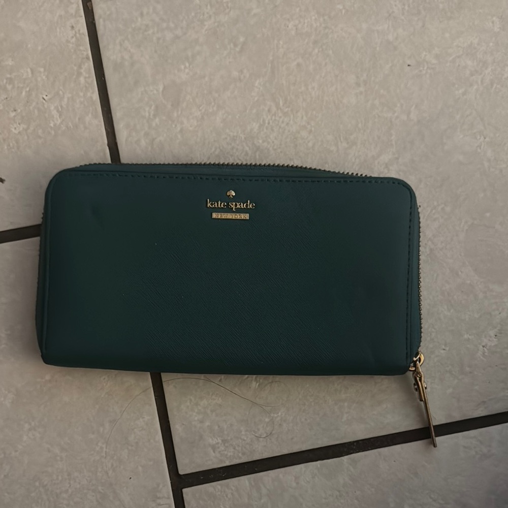Kate Spade Green Wallet
